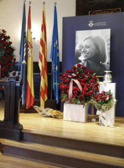 Las cenizas de Chacón, en el Ayuntamiento de Esplugues.