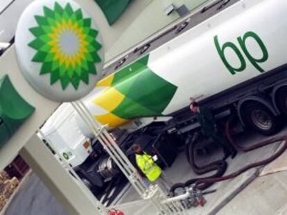 Un camión de la empresa BP.