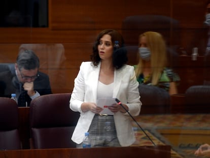 La presidenta de la Comunidad de Madrid, Isabel Díaz Ayuso, durante una sesión de control al Gobierno en la Asamblea.