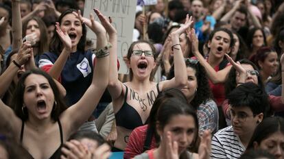 Manifestación en Barcelona contra de la sentencia de La Manada, este jueves.