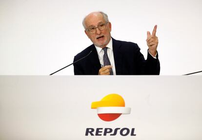 El presidente de Repsol, Antonio Brufau, durante la junta de accionistas 2023.