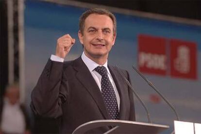 José Luis Rodríguez Zapatero, en el mitin de Granada.