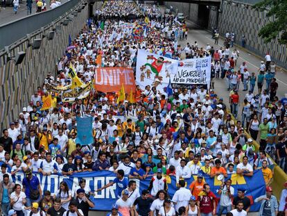 Aspecto parcial de la manifestaci&oacute;n opositora en Caracas.