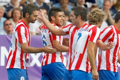 Adrián celebra uno de los tantos del Atlético de Madrid.