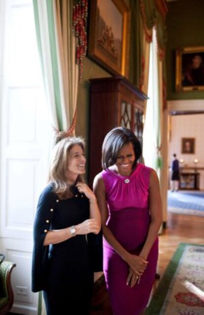 La embajadora de EE UU en Jap&oacute;n, Caroline Kennedy, y Michelle Obama.