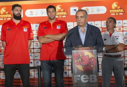 Mirotic, Reyes, José Luis Sáez y Scariolo.