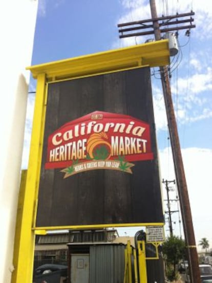 Cartel de bienvenida del mercadillo de California Heritage Market.