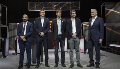 Desde la izquierda: Jordi Cañas , (Ciudadanos), Javi López (PSC); Jordi Solé (ERC), Ernest Urtasun (En Comú Podem) y Esteban González Pons (PP), en el debate de las elecciones europeas en TV3 este martes.