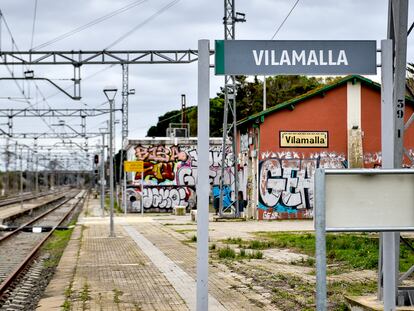 Estación de tren de Vilamalla en el Alt Empordà (Girona).