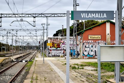 Estación de tren de Vilamalla en el Alt Empordà (Girona).
