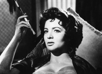 La artista Sara Montiel, que falleció el 8 de abril de 2013 en Madrid, estuvo casada cuatro veces. Entre ellos, entre 1957 y 1963, el mítico director de cine Anthony Mann.