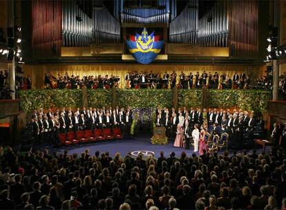 Tras la entrega en Oslo del Nobel de la Paz, el resto de premiados ha recibido su galardón en Estocolmo, con la presencia de la familia real sueca.