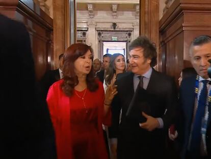 Cristina Fernández de Kirchner con Javier Milei.