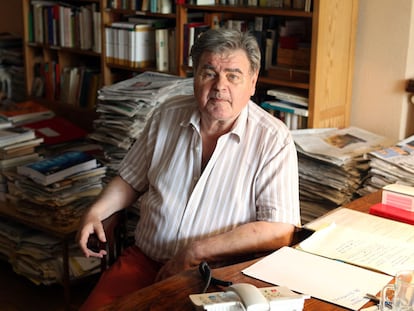 Walter Haubrich en su despacho.