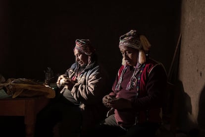 Miles de turistas transitan anualmente por el Valle de los incas rumbo a Machu Picchu, pero todavía no llegan al taller de Quintín.