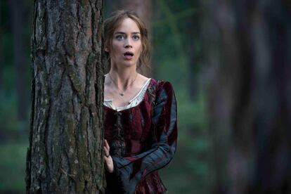 Emily Blunt en un fotograma de 'Into the woods'