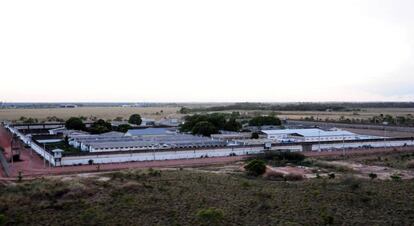 Vista da penitenciária em Roraima, local de massacre.