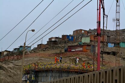 El proyecto de agua y saneamiento está al 40%. El Banco Interamericano de Desarrollo (BID) financia 100 de los 170 millones de dólares (unos 149 millones de euros) que cuesta.
