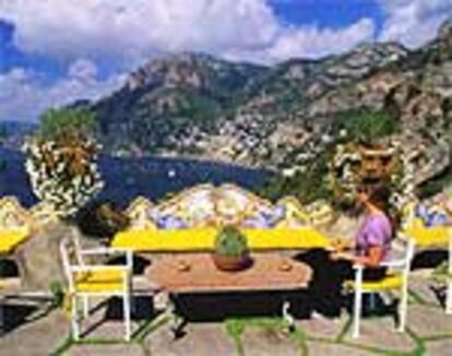 Terraza en la costa de Positano, región de Campania, una de las 26 localidades italianas del movimiento de las <i>ciudades lentas.</i> Otras 16 poblaciones están en trámites para ser incluidas en la iniciativa.