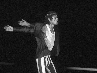 Madrid, 7 de julio de 1982. Mick Jagger, durante el concierto de los Rolling Stones en el estadio Vicente Calderón.