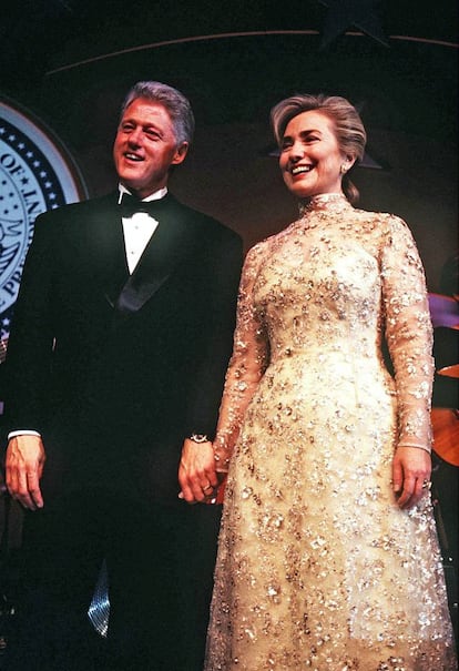 Em 1997, quando foi reeleito presidente dos Estados Unidos, Bill Clinton apostou em um baile de gala cheio de estrelas. Cantores como Aretha Franklin, Stevie Wonder, Trisha Yearwood, Kenny Rodgers, James Taylor e Dave Matthews Band foram só alguns dos famosos celebração.