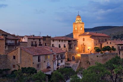 View of a church in Mirambel, Teruel. Declared an Artistic and Historic Site in 1980, Mirambel has kept its walled village almost entirely intact, making it one of the most complete and best conserved of Teruel’s Maestrazgo region. The town hall building, the baroque parish church and Augustinian gothic convent are a just a few of the village’s most impressive attractions.