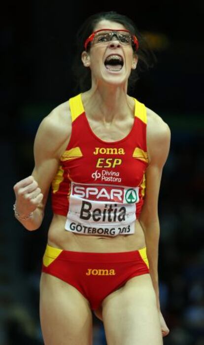 Ruth Beitia celebra la victoria.