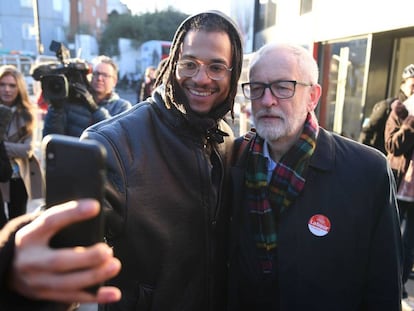 El candidato laborista, Jeremy Corbyn, este lunes en Londres durante un acto de campaña