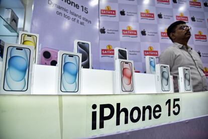 Teléfonos iPhone a la venta en Chennai (India).