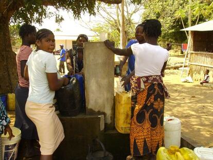 Proyecto para proveer de agua a un distrito de Mozambique. / (ISF) 