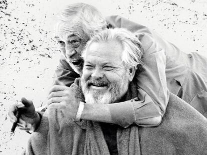 Orson Welles y John Huston siempre se comportaban como dos críos traviesos cuando estaba juntos. Incluso a una edad provecta.