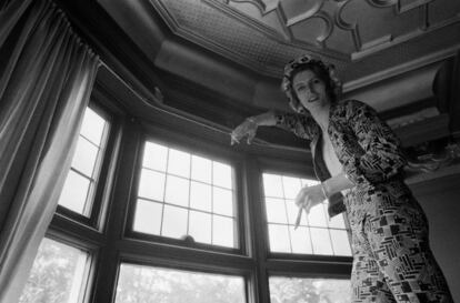 El músico David Bowie, en su casa de Beckenham (Londres), el 24 de abril de 1972.