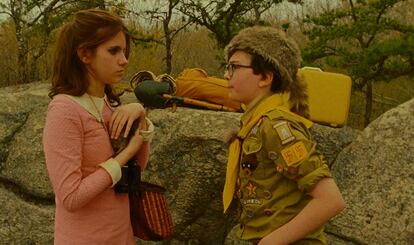 El del campamento de verano

Dos jóvenes exploradores enamorados deciden escaparse del campamento para poder estar juntos en Moonrise Kingdom, una de las obras maestras del cineasta Wes Anderson.