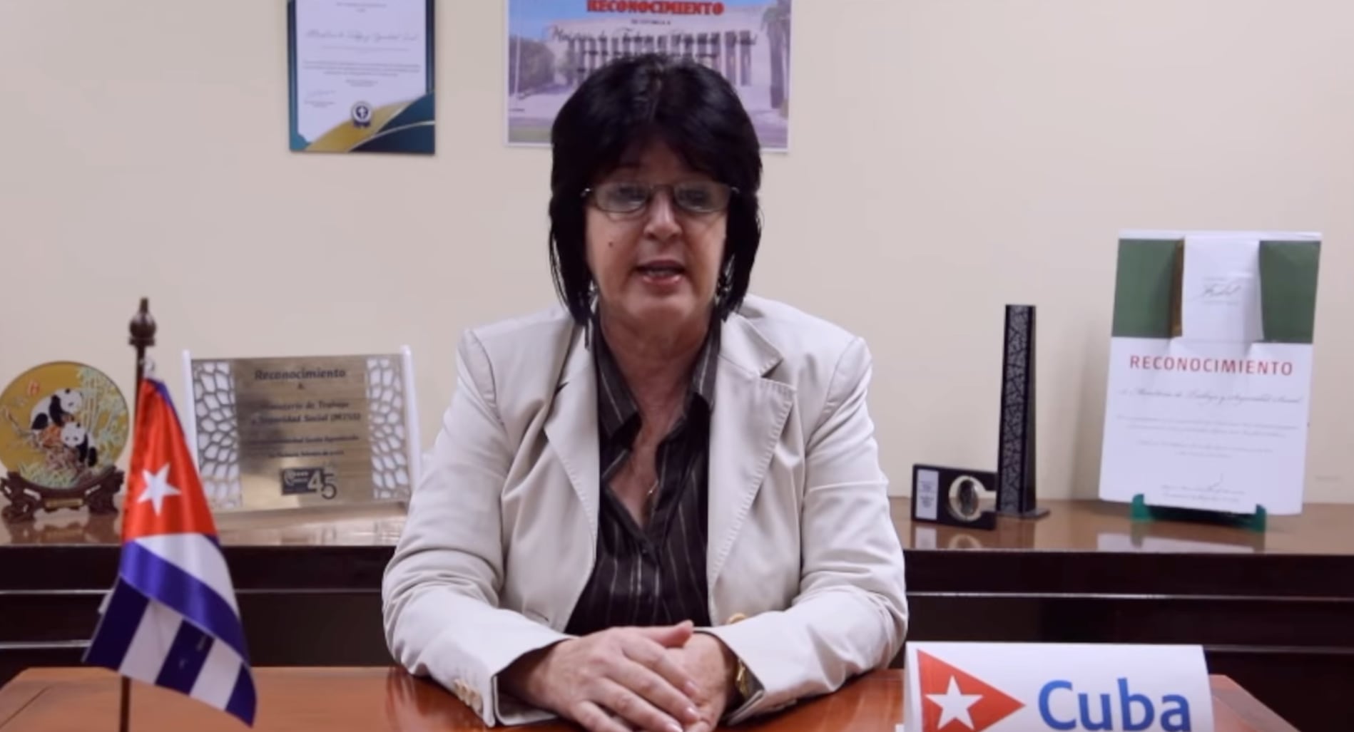 Dimite la ministra cubana de Trabajo ante una fuerte presión popular tras afirmar que en la isla no hay mendigos