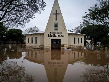 Una iglesia afectada por las inundaciones en Eldorado do Sul, el 10 de mayo.