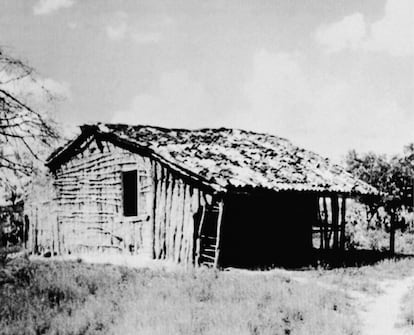 A casa dos pais de Maria Gomes de Oliveira, na Malhada do Caiçara (BA), um dos coitos de Virgulino Ferreira da Silva, o Lampião.