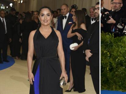 La actriz Salma Hayek y, a la derecha, la editora de &#039;Vogue&#039; Anna Wintour en la pasada gala del Met.