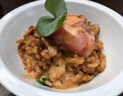 ARROZ MARINERO CON TARTAR DE GAMBAS DE MARC SINGLA / CAPEL 