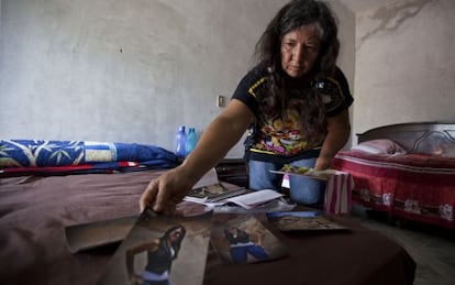 Rita Maga&ntilde;a, mother of  Mar&iacute;a Mariscal, kidnapped since December 2013.
 