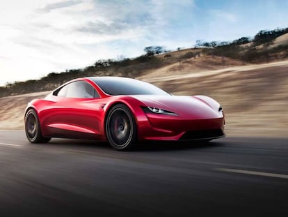 Tesla Roadster circulando