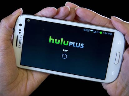 Aplicaci&oacute;n Hulu Plus en un &#039;smartphone&#039;.