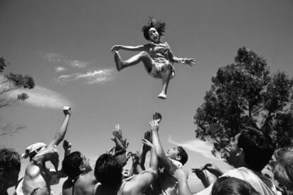 Romer&iacute;a del monte de Santa Tecla, en A Guarda (Pontevedra), en una imagen tomada por la fot&oacute;grafa Cristina Garc&iacute;a Rodero en 1987.