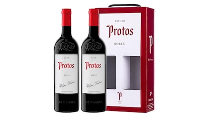 Regalos para hombres sobre fondo blanco.