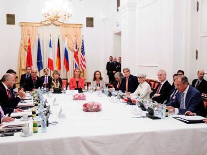 Imagen de la mesa negociadora en Viena.