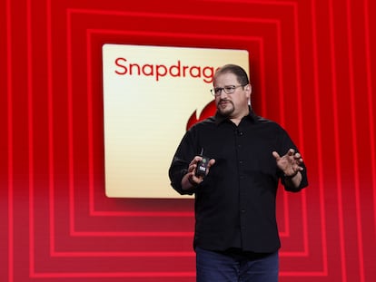 Cristiano Amon, presidente de Qualcomm,  presenta la generación de chips  Snapdragon 8 Gen 2 el pasado martes en Maui (EE UU).