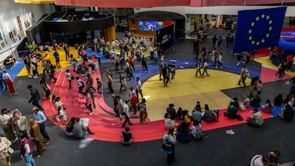 Vista general del pabellón de la Unión Europea, invitado de honor a la feria internacional del libro de Guadalajara.