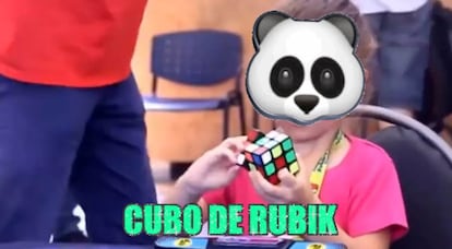 El cubo de Rubik no solo es el cachivache le sirvió a Edward Snowden, periodista y consultor tecnológico, para esconder la tarjeta SD con toda la información de la CIA. es también uno de los objetos para entretenernos que más perdura en el tiempo. Si puedes resolverlo haznos un RT.