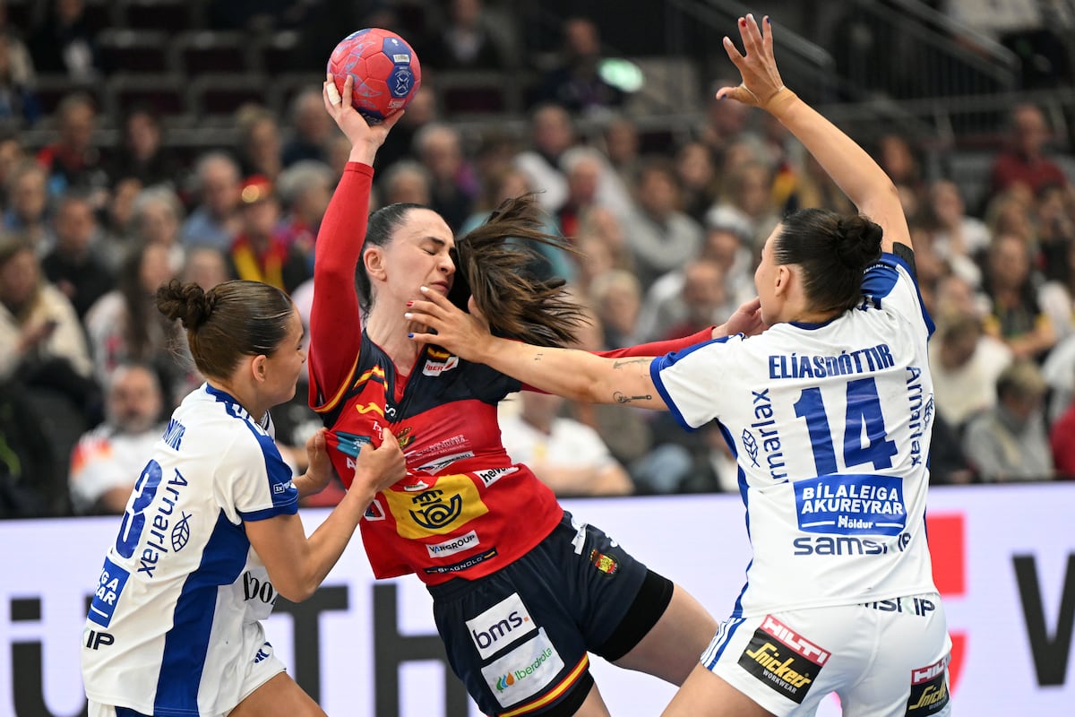España gana con susto a Islandia y todavía se aferra a las matemáticas en el Mundial femenino de balonmano
