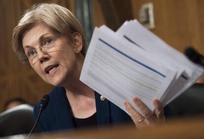 La senadora Elizabeth Warren, durante la audiencia.