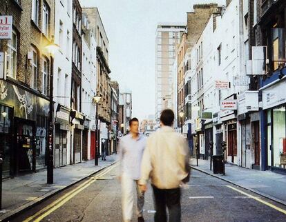 La portada de '(What´s the story) Morning glory?', segundo disco de Oasis es una foto de Berwick Street, en el Soho de Londres.
